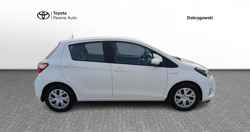 Toyota Yaris cena 67900 przebieg: 26470, rok produkcji 2019 z Wołów małe 301